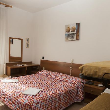 Hotel Taormina 리도 디 예솔로 외부 사진